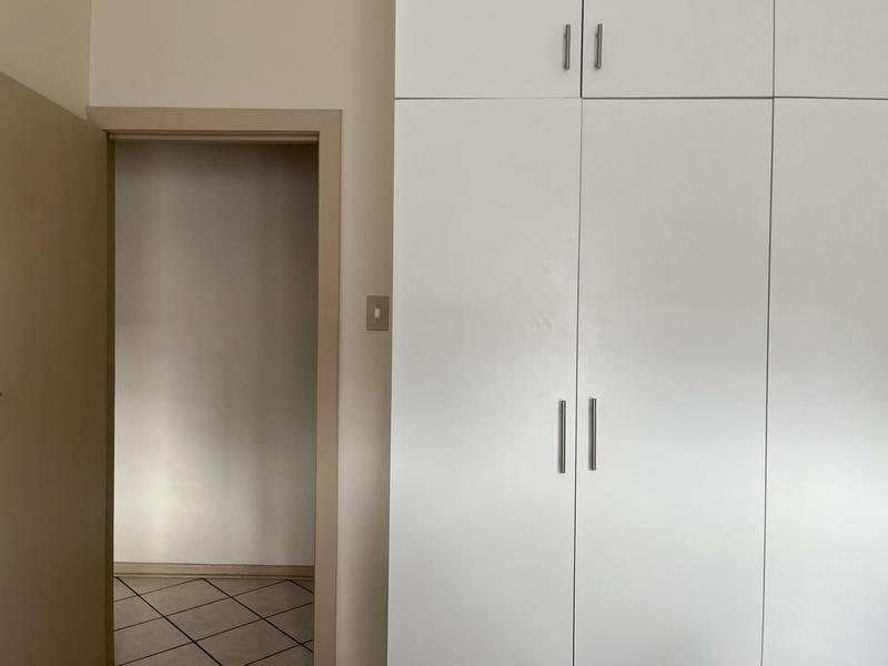 4 Bedroom Property for Sale in Heather Park Western Cape